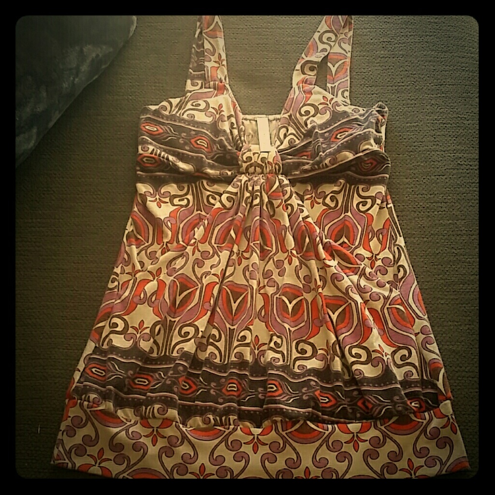 Vintage look. Thick straps. Slightly padded bra